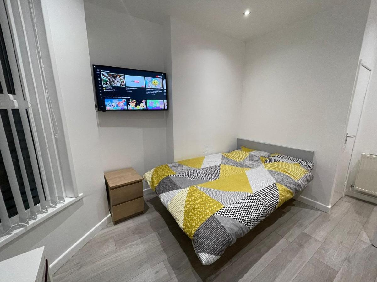Selection Of Stylish Apartments Within Walking Distance Of Cardiff City Centre Экстерьер фото