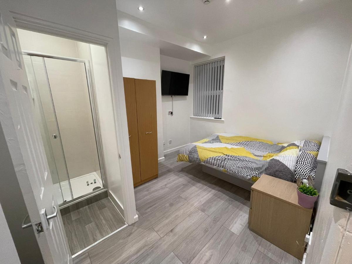 Selection Of Stylish Apartments Within Walking Distance Of Cardiff City Centre Экстерьер фото